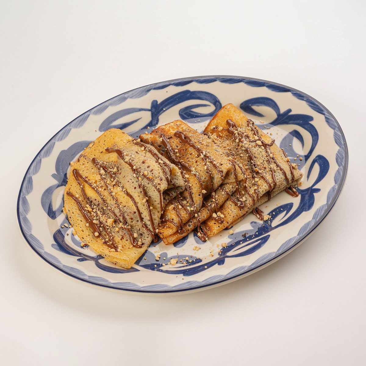 bliny_s_nutelloj_bananom_i_orehami